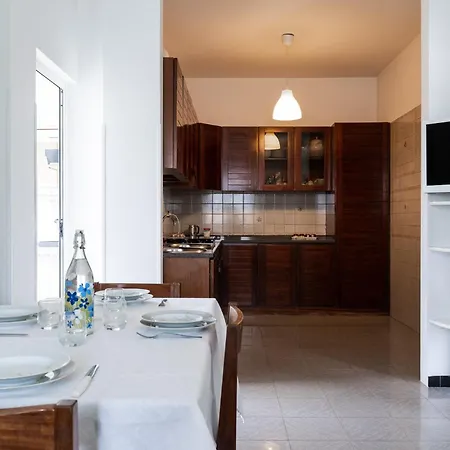 Casa Gentile Con Giardino *
