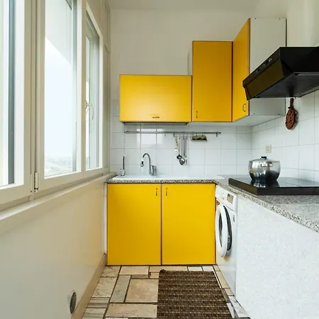 Casa Gentile Con Giardino Locorotondo